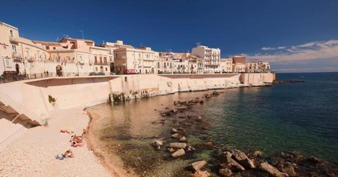 Terrazza Dei Mori - Seaview Terrace In Ortigia Lejlighed Syracuse Eksteriør billede
