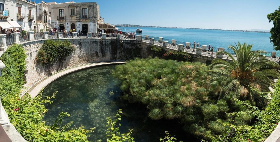 Terrazza Dei Mori - Seaview Terrace In Ortigia Lejlighed Syracuse Eksteriør billede